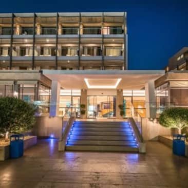 I Resort Beach Hotel and Spa